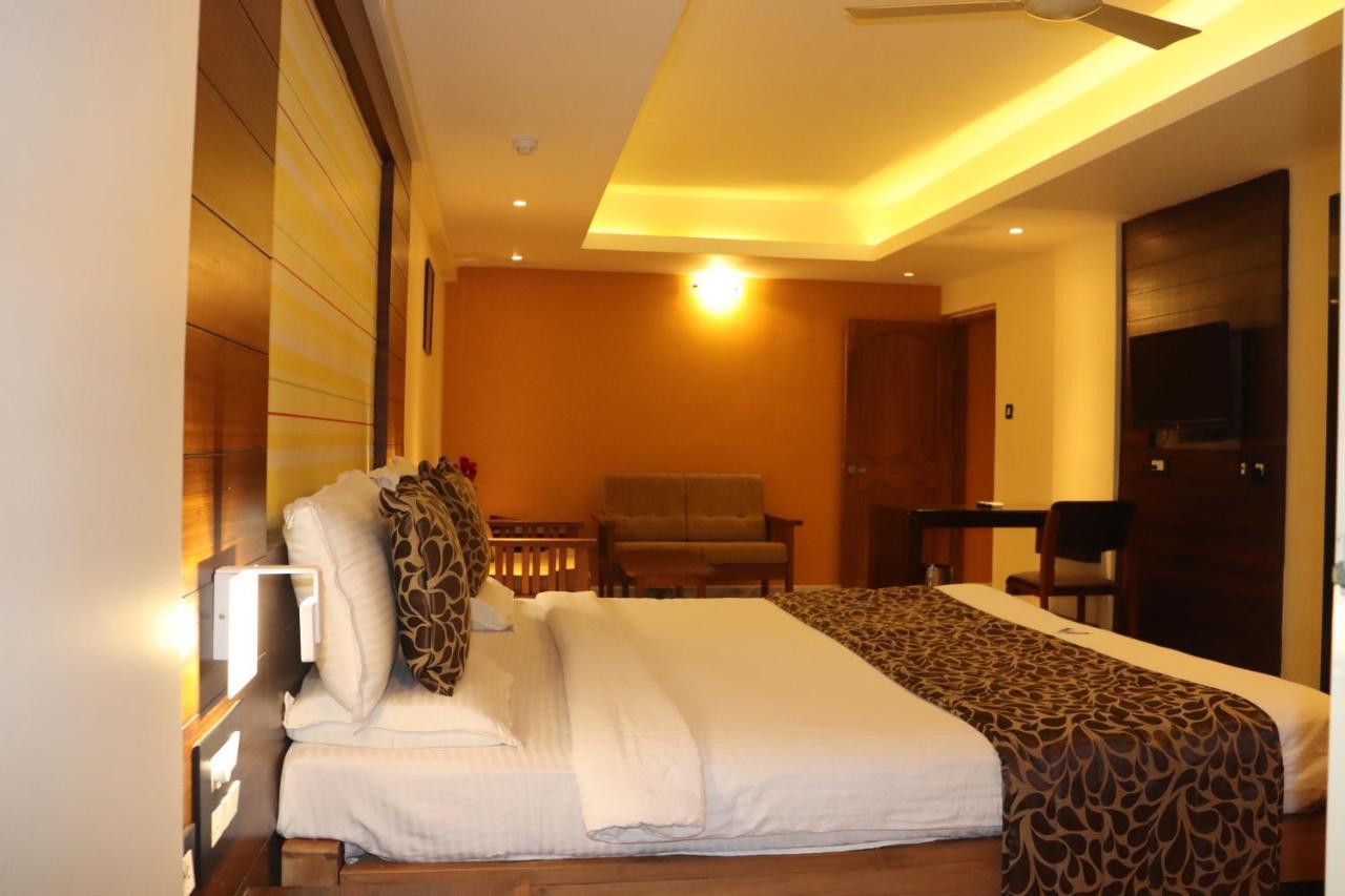 Hotel Madhuvan Serai Манипала Экстерьер фото